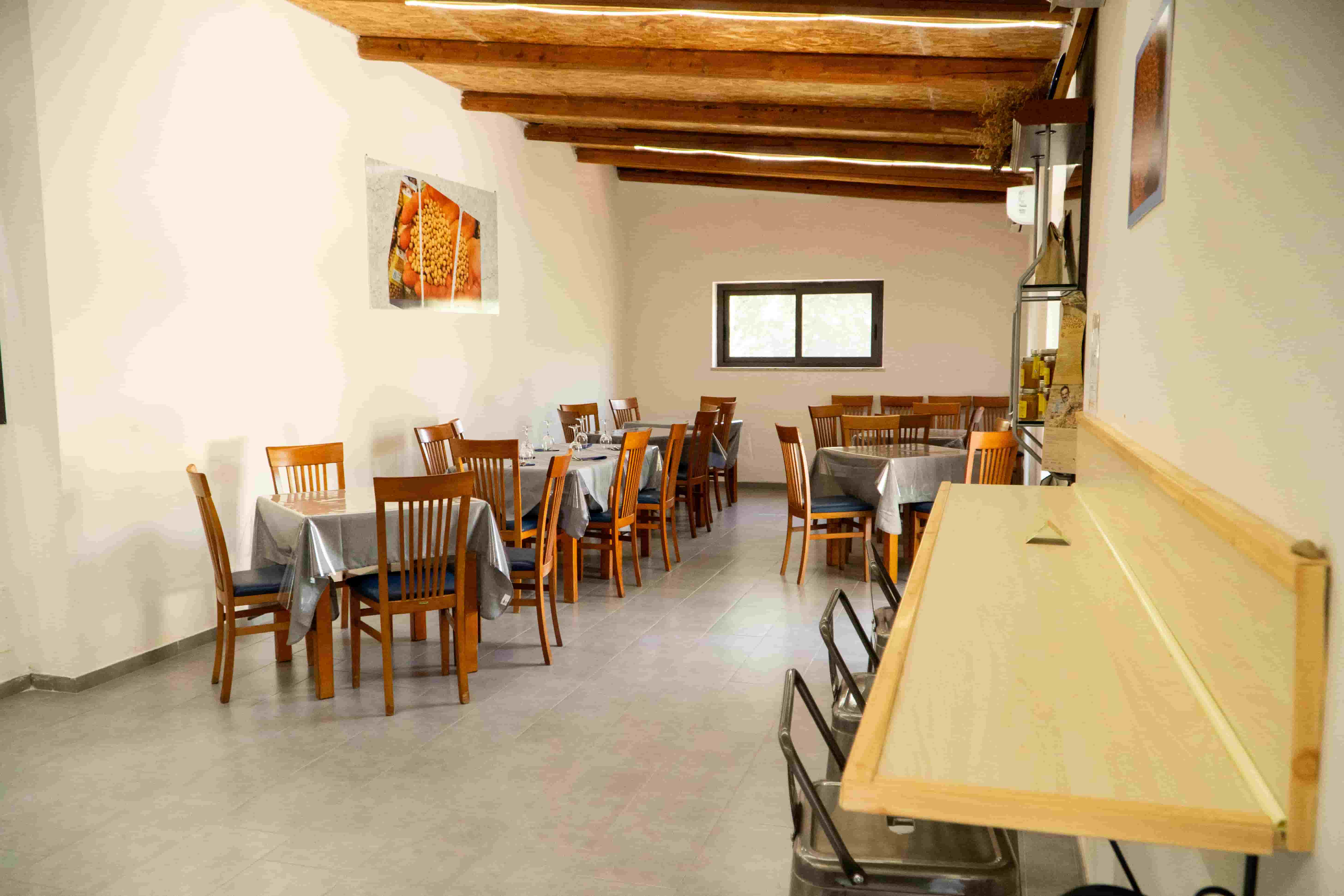 Interno del ristorante dell'azienda